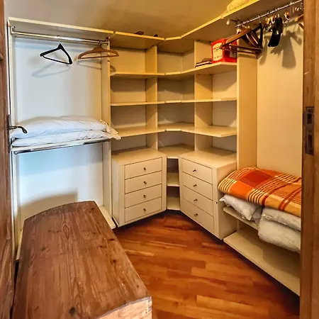 Porta Al Colle Apartment