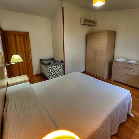 Porta Al Colle Apartment